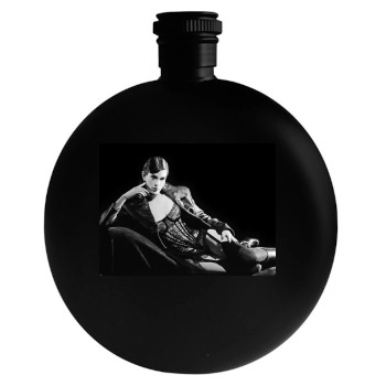 Teri Hatcher Round Flask