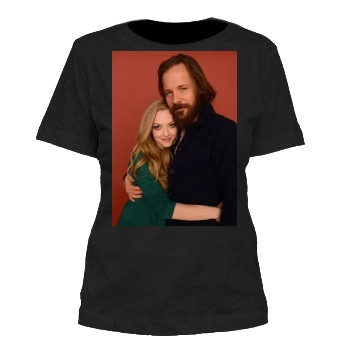 Amanda Seyfried Women's Cut T-Shirt