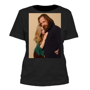 Amanda Seyfried Women's Cut T-Shirt