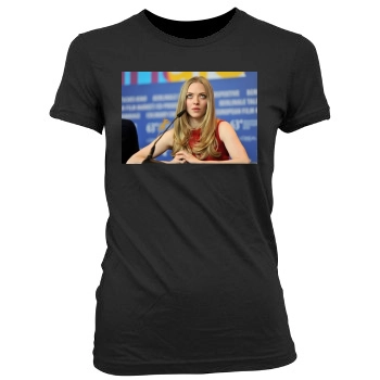 Amanda Seyfried Women's Junior Cut Crewneck T-Shirt