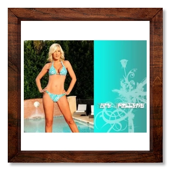 Tori Spelling 12x12