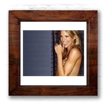 Tricia Helfer 6x6