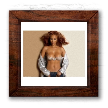 Tyra Banks 6x6