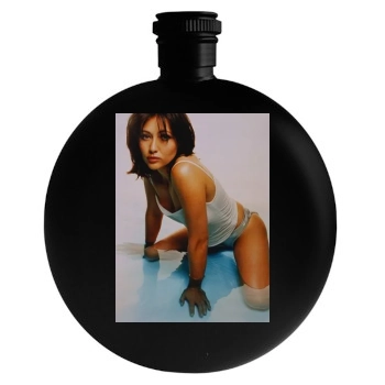 Shannen Doherty Round Flask