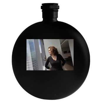 Sigourney Weaver Round Flask