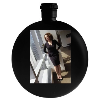 Sigourney Weaver Round Flask