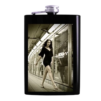 Alina Vacariu Hip Flask