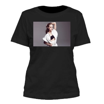 Amanda Seyfried Women's Cut T-Shirt