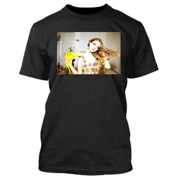 Amanda Seyfried Men's TShirt