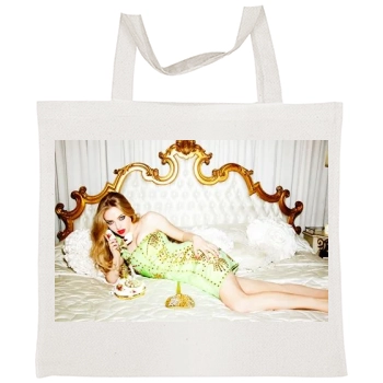 Amanda Seyfried Tote