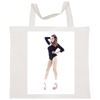 Amanda Seyfried Tote