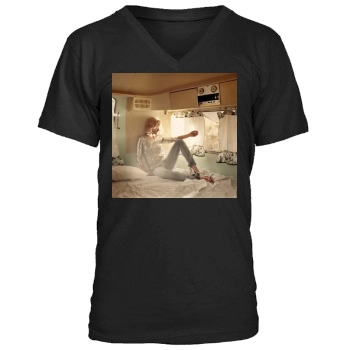 Amber Valletta Men's V-Neck T-Shirt