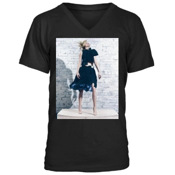 Amber Valletta Men's V-Neck T-Shirt