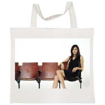 Famke Janssen Tote