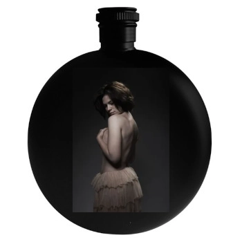 Hayley Atwell Round Flask