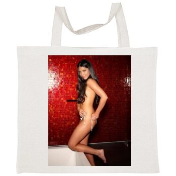 Olivia Munn Tote