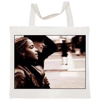 Olivia Wilde Tote