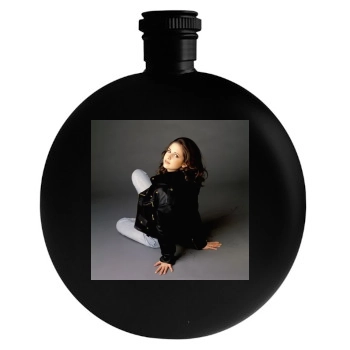 Sarah Michelle Gellar Round Flask