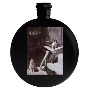 Sarah Michelle Gellar Round Flask