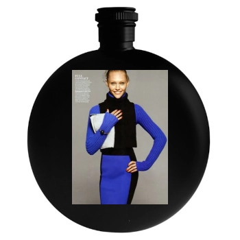 Sasha Pivovarova Round Flask