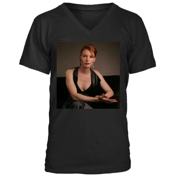 Alicia Witt Men's V-Neck T-Shirt