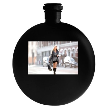 Shane van der Westhuizen Round Flask