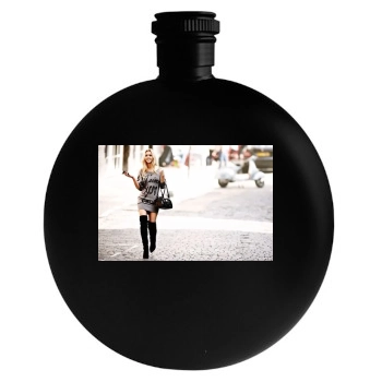 Shane van der Westhuizen Round Flask