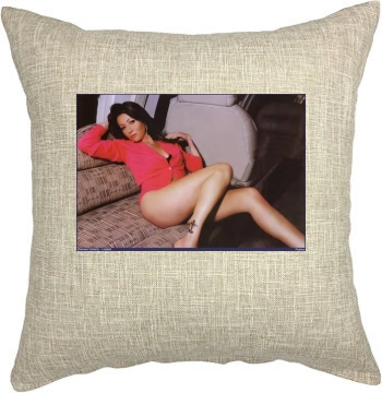 Shannen Doherty Pillow