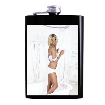 Tara Reid Hip Flask