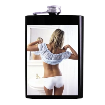 Tara Reid Hip Flask