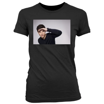 Taylor Lautner Women's Junior Cut Crewneck T-Shirt