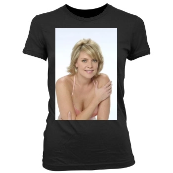 Amanda Tapping Women's Junior Cut Crewneck T-Shirt