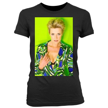 Amanda Tapping Women's Junior Cut Crewneck T-Shirt