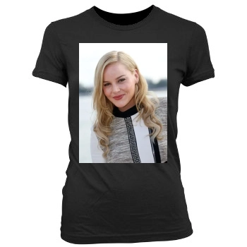 Abbie Cornish Women's Junior Cut Crewneck T-Shirt