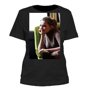 Abigail Breslin Women's Cut T-Shirt