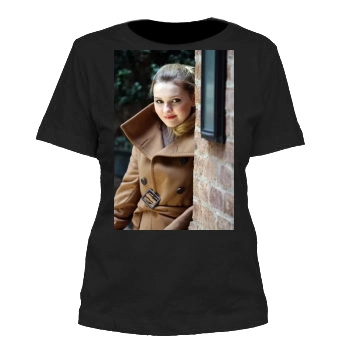 Abigail Breslin Women's Cut T-Shirt