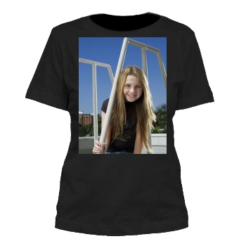 Abigail Breslin Women's Cut T-Shirt