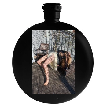 Ada Kristine Round Flask