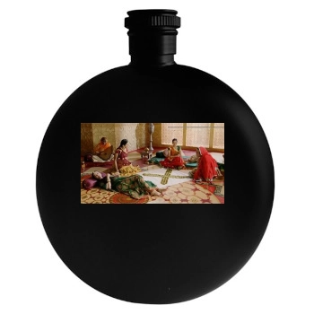 Aishwarya Rai Round Flask