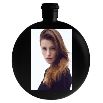 Alejandra Guilmant Round Flask