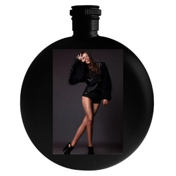 Alejandra Guilmant Round Flask