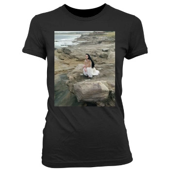 Amy Lee Women's Junior Cut Crewneck T-Shirt