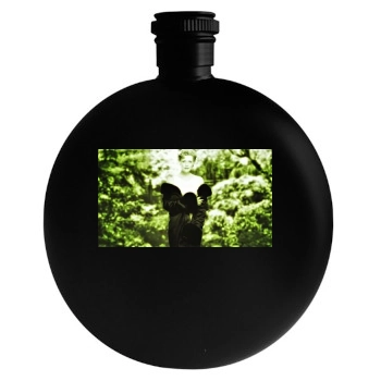 Amanda Tapping Round Flask