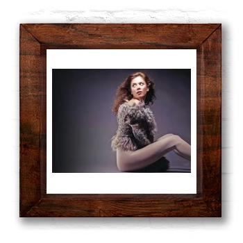 Anna Friel 6x6