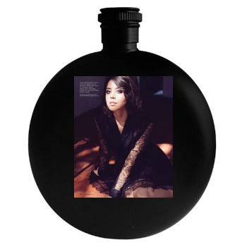 Aubrey Plaza Round Flask