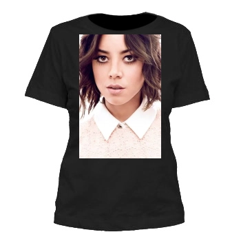 Aubrey Plaza Women's Cut T-Shirt