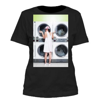 Aubrey Plaza Women's Cut T-Shirt