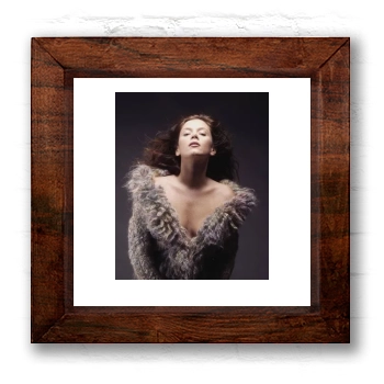 Anna Friel 6x6