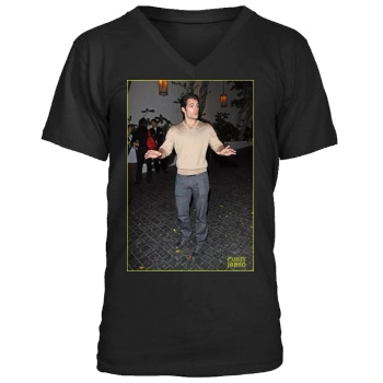 Henry Cavill Men's V-Neck T-Shirt