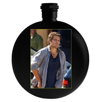 Henry Cavill Round Flask